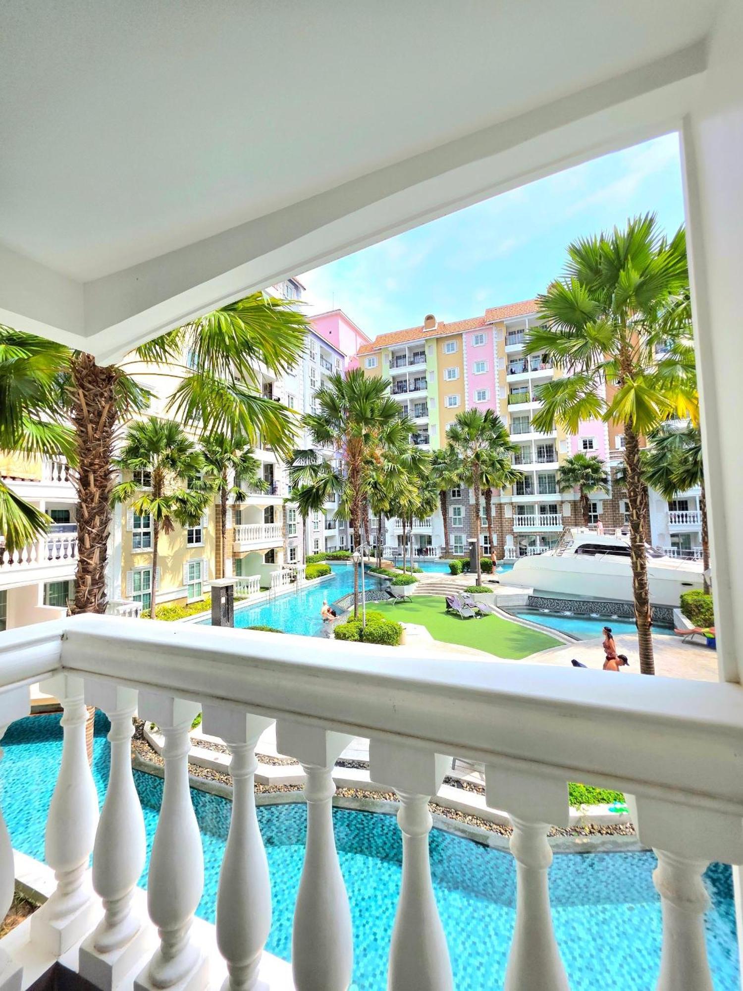 Seven Seas Cote D'Azur Resort Jomtien Na Chom Thian Bagian luar foto